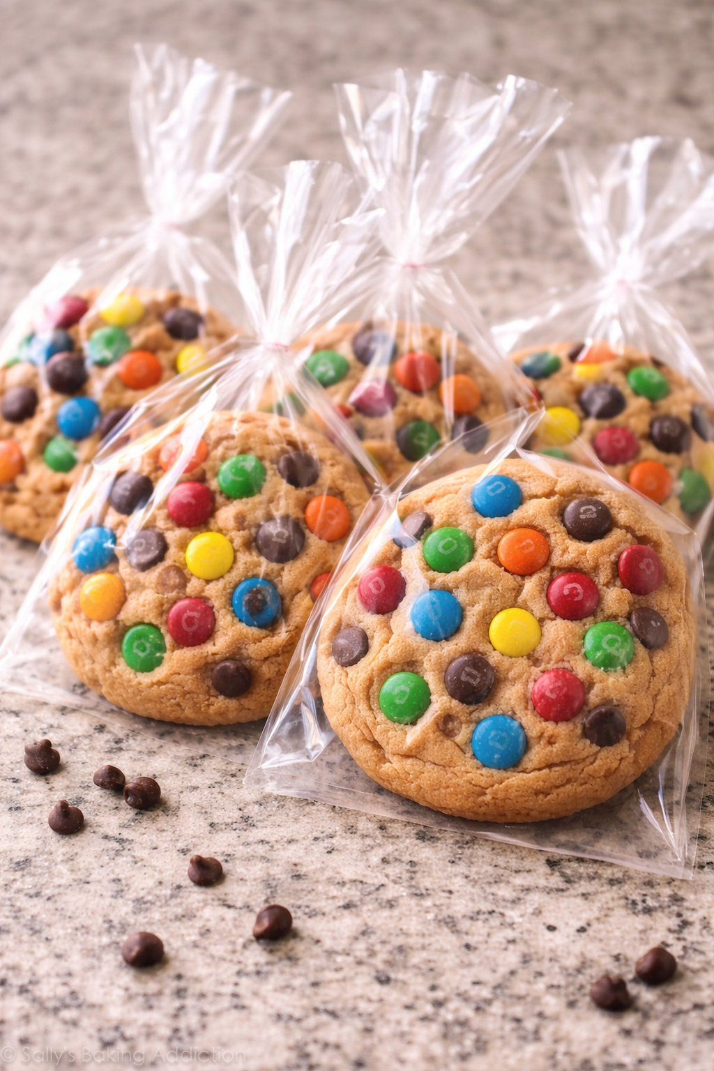 M&M